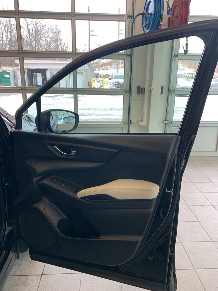 Certified 2025 Subaru Ascent Premium image 24