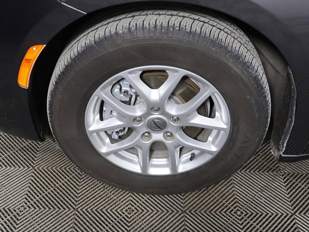 Used 2022 Chrysler Pacifica Touring-L image 18