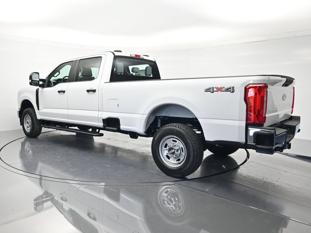 New 2027 Ford F250 XL w/ XL Chrome Package AWD/4WD image 7