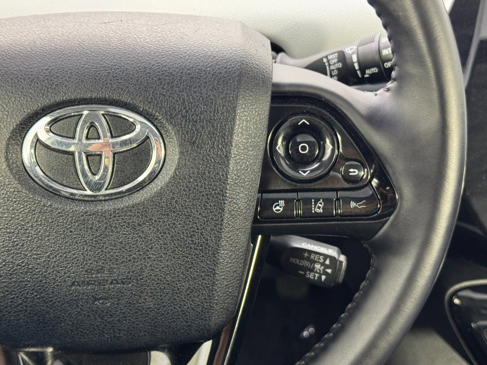 Used 2022 Toyota Prius XLE w/ Premium Convenience Package image 20