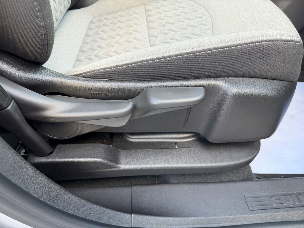 Used 2024 Chevrolet Equinox LS w/ Driver Confidence II Package image 22