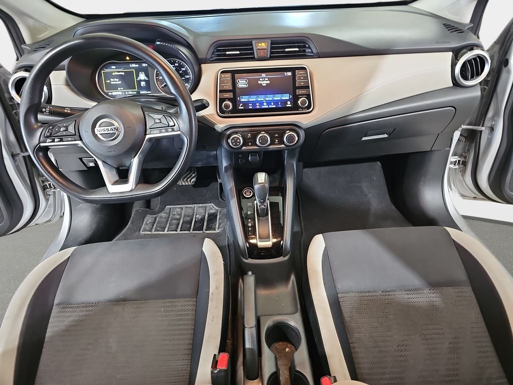 Used 2021 Nissan Versa SV FWD image 10