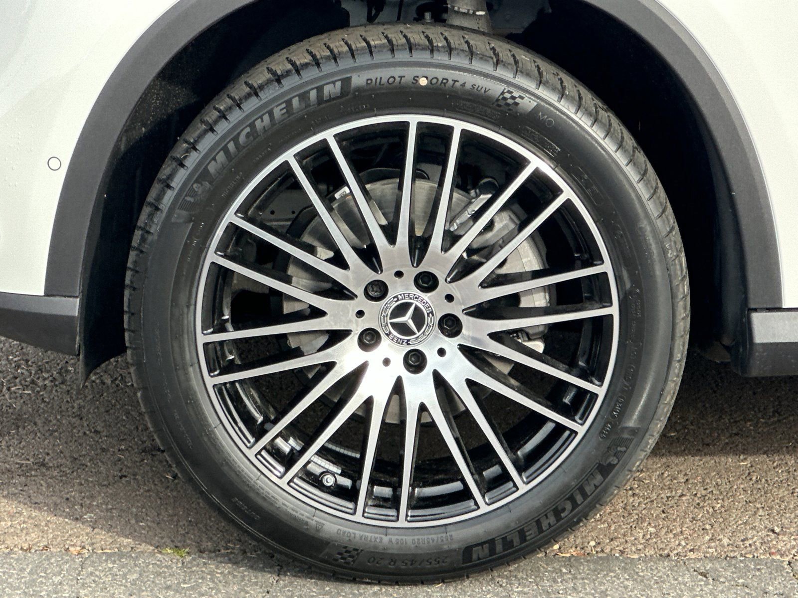 New 2026 Mercedes-Benz GLC 300 4MATIC image 24