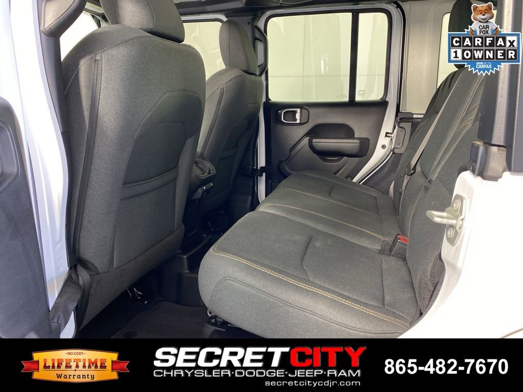 Used 2024 Jeep Wrangler Unlimited AWD/4WD image 29