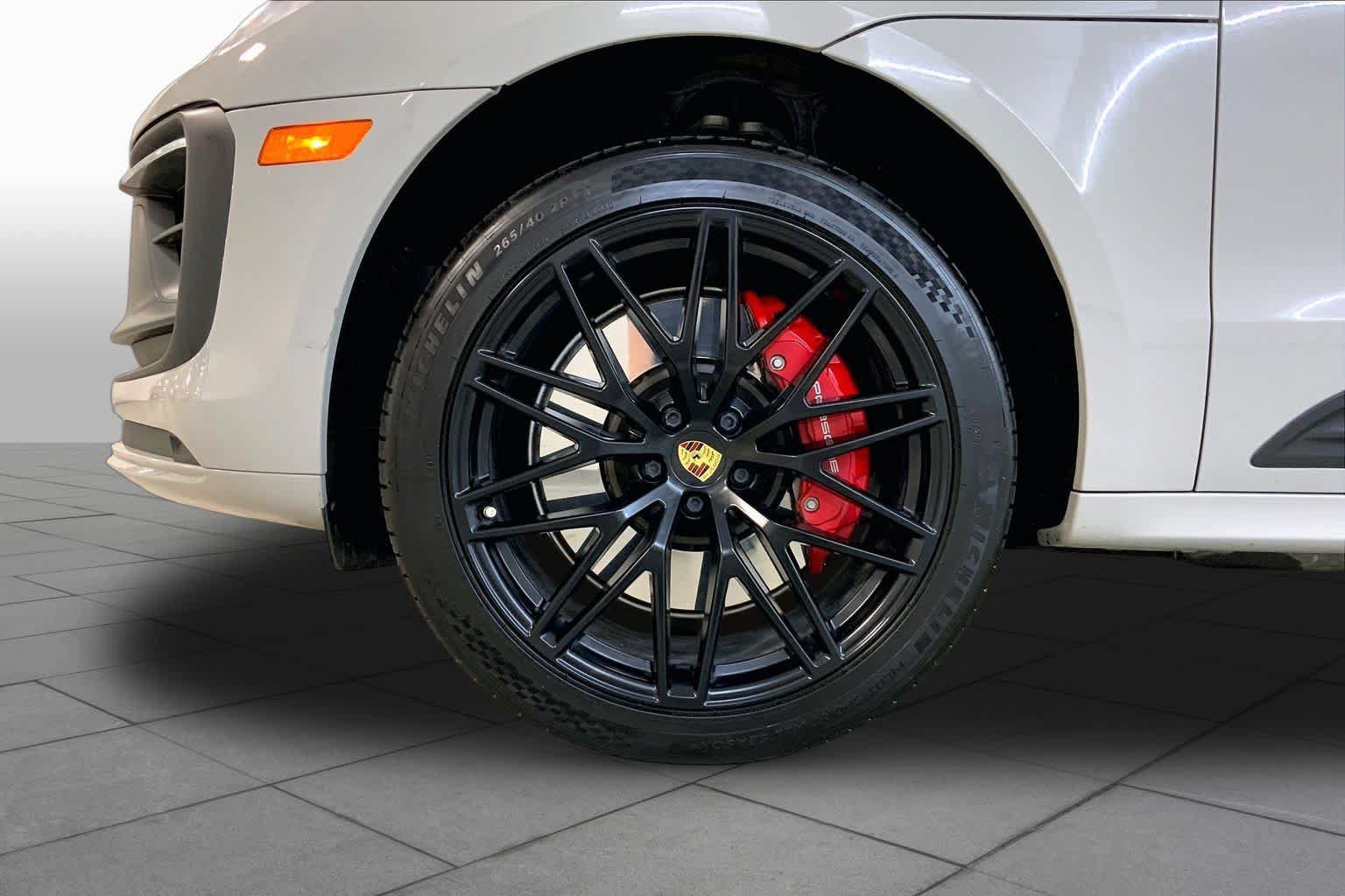 Used 2022 Porsche Macan GTS AWD/4WD image 10