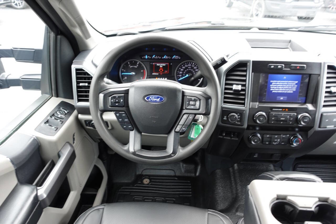 Used 2022 Ford F350 XLT w/ XLT Value Package image 40