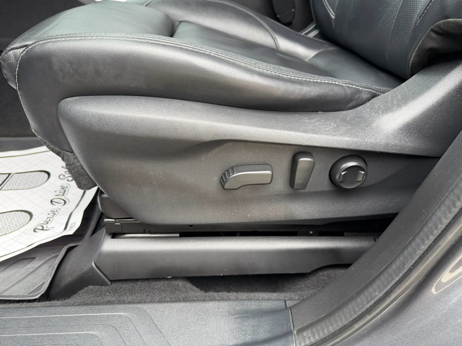 Used 2019 Subaru Ascent Limited w/ Popular Package #3 AWD/4WD image 31