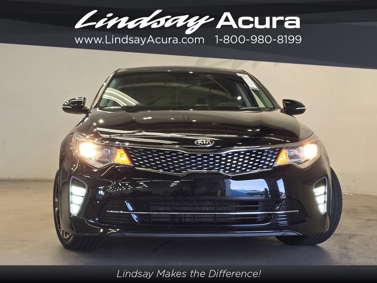 Used 2018 Kia Optima S w/ Pano Sport Package FWD image 2