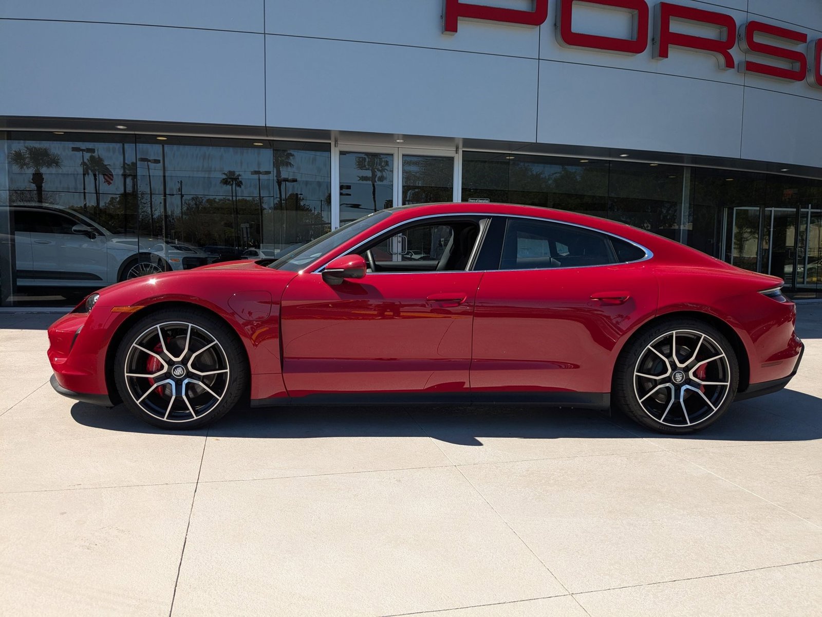 New 2024 Porsche Taycan 4S AWD/4WD image 2