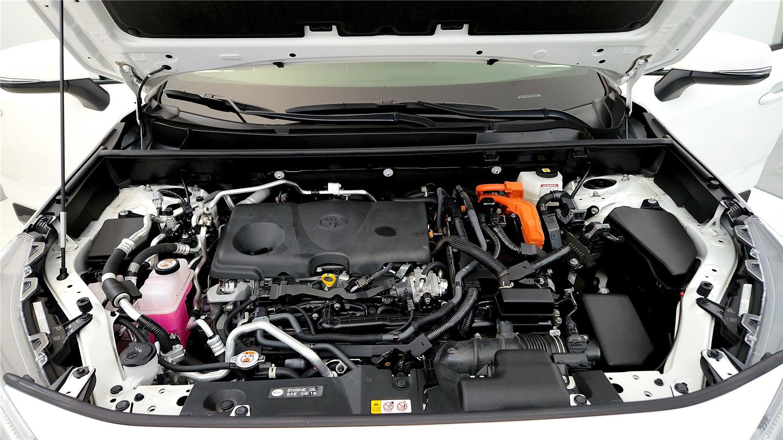 Used 2024 Toyota RAV4 SE w/ Weather & Moonroof Package image 23