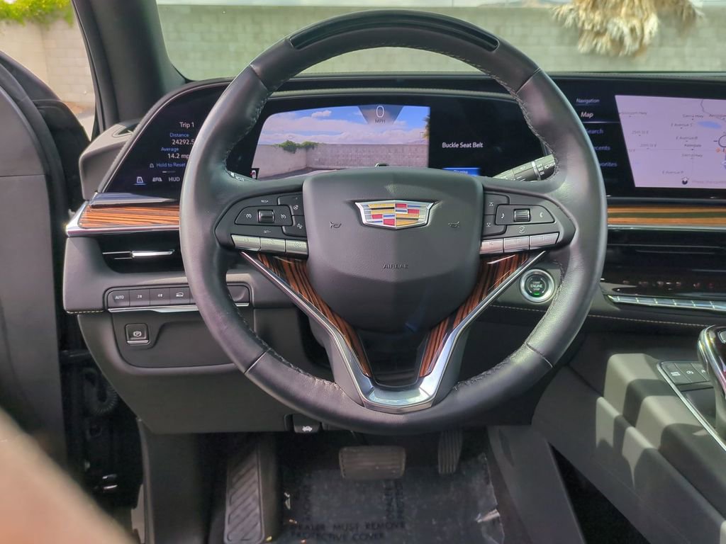 Certified 2024 Cadillac Escalade Premium Luxury AWD/4WD image 22