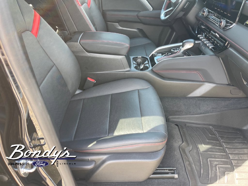 Used 2023 Chevrolet Colorado Z71 w/ Z71 Convenience Package 2 AWD/4WD image 18