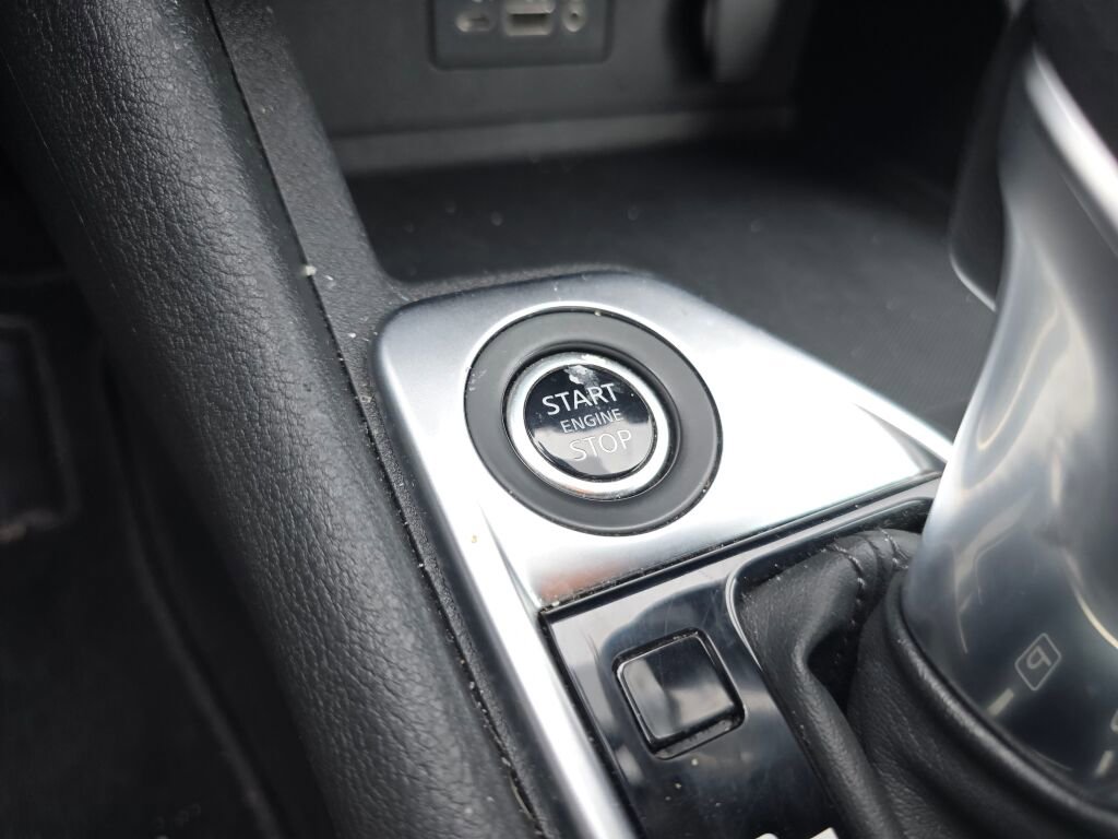 Used 2023 Nissan Sentra SV image 25