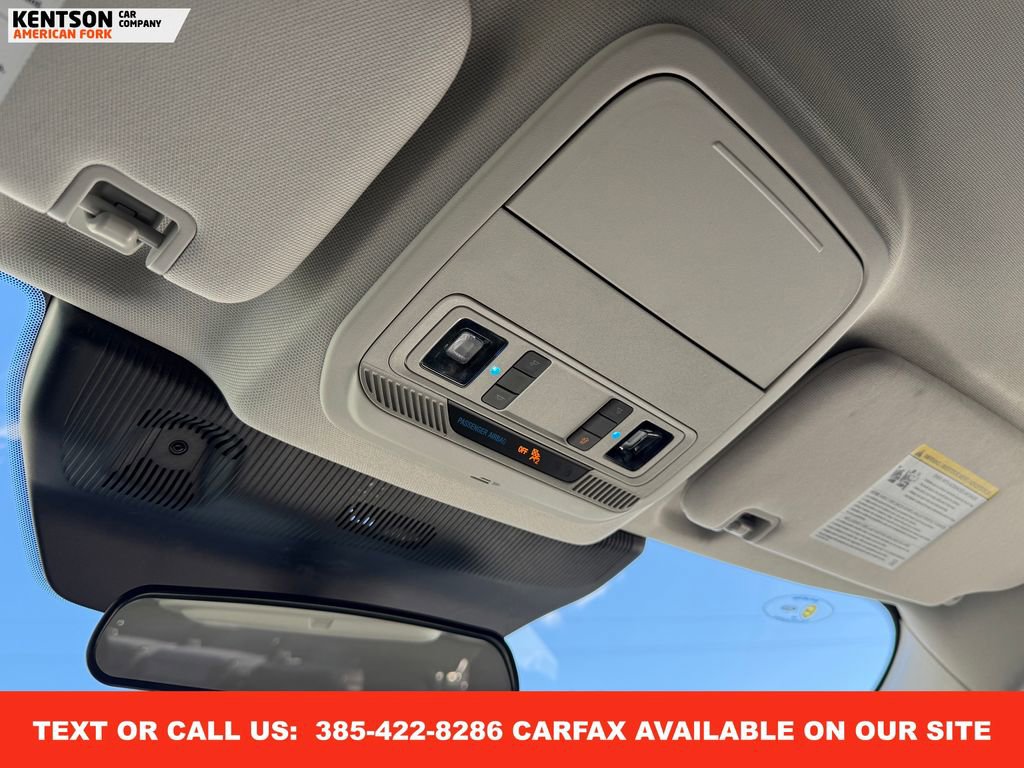 Used 2025 Ford Explorer Active image 27