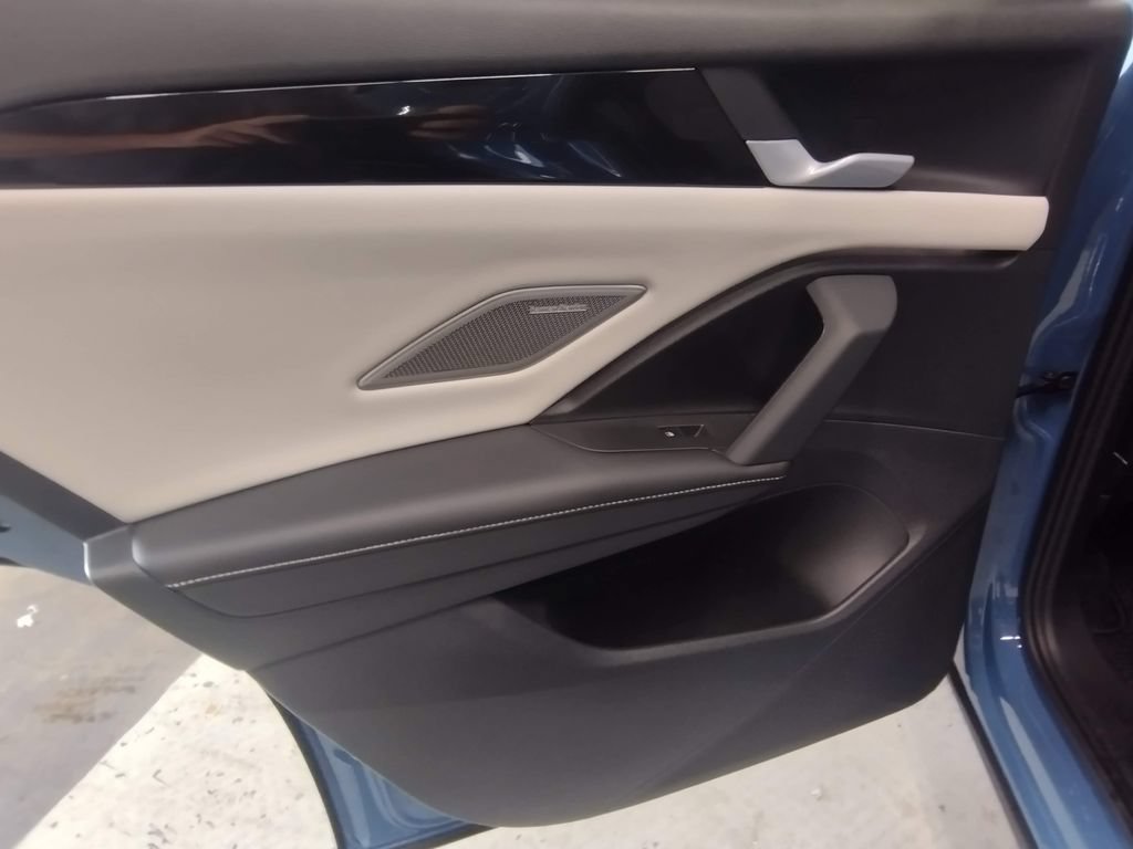 New 2026 Volkswagen Tiguan SE R-Line AWD/4WD image 29