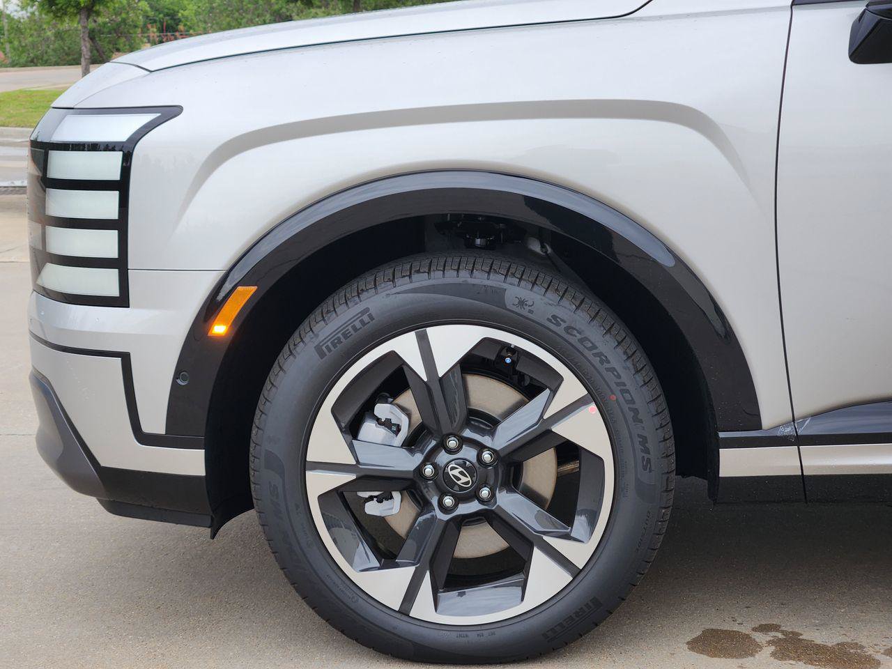 New 2026 Hyundai Palisade Limited FWD image 5