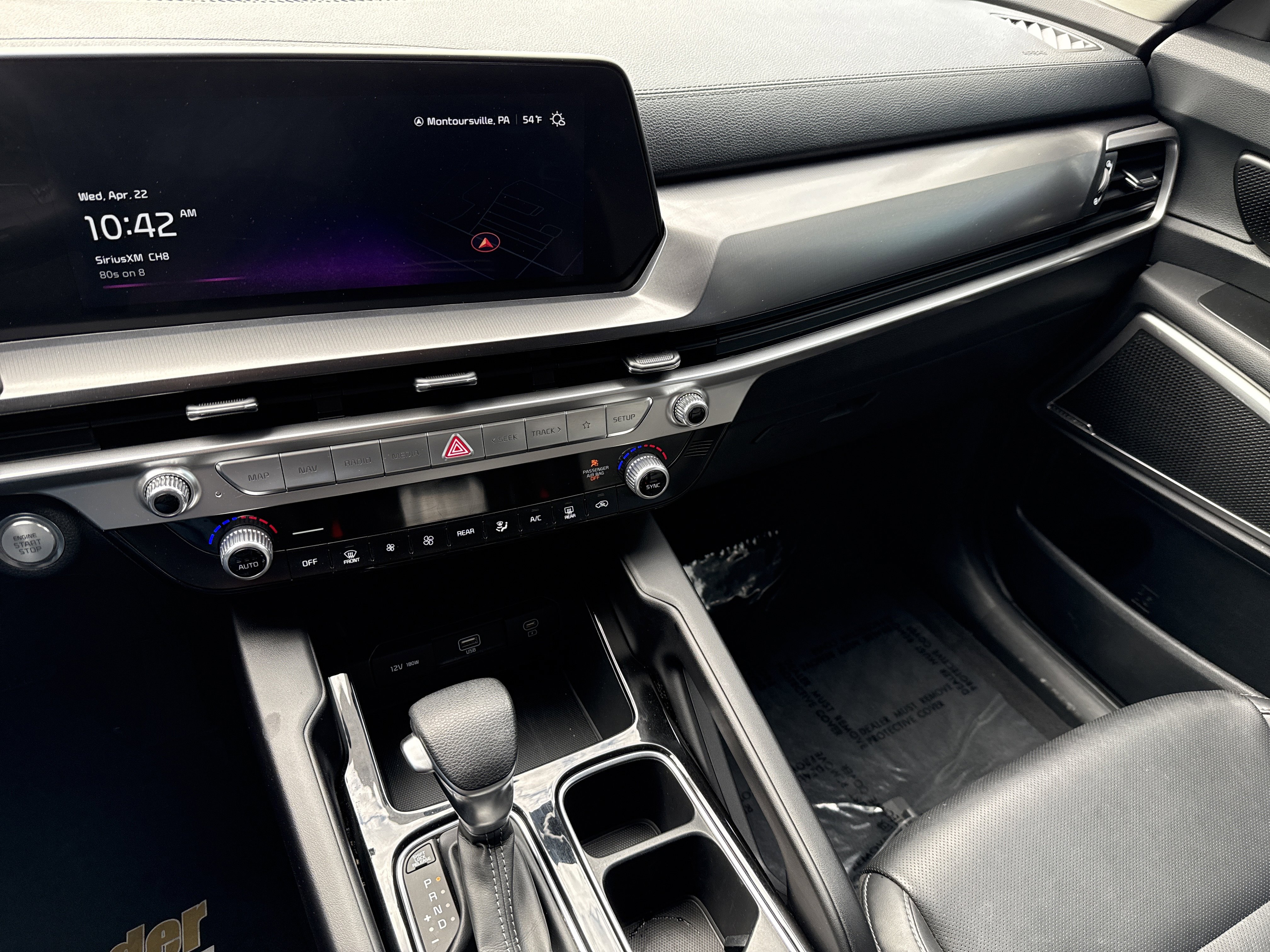 Used 2024 Kia Telluride LX AWD/4WD image 23