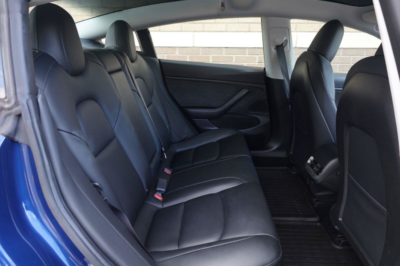 Used 2020 Tesla Model 3 Long Range AWD/4WD image 21