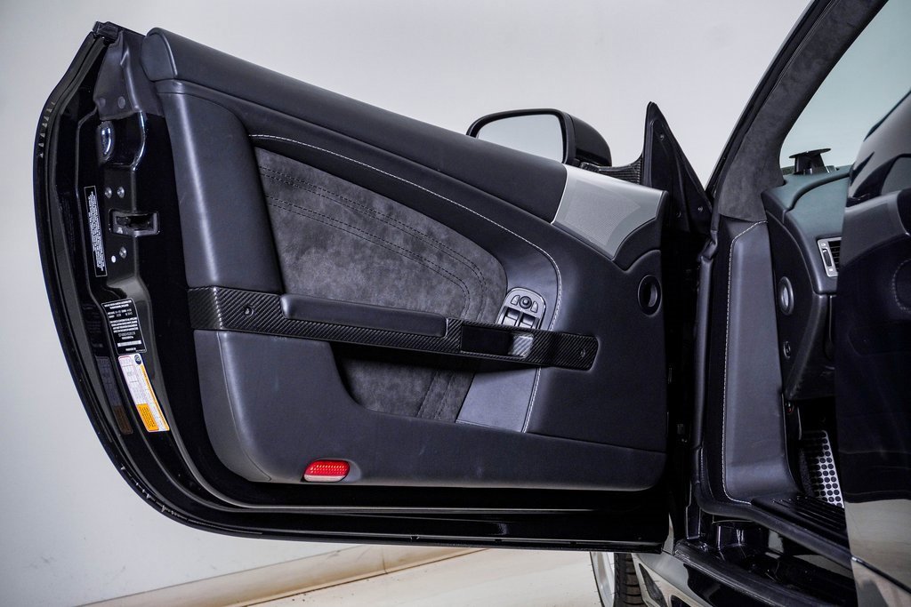 Used 2009 Aston Martin DBS Coupe image 32