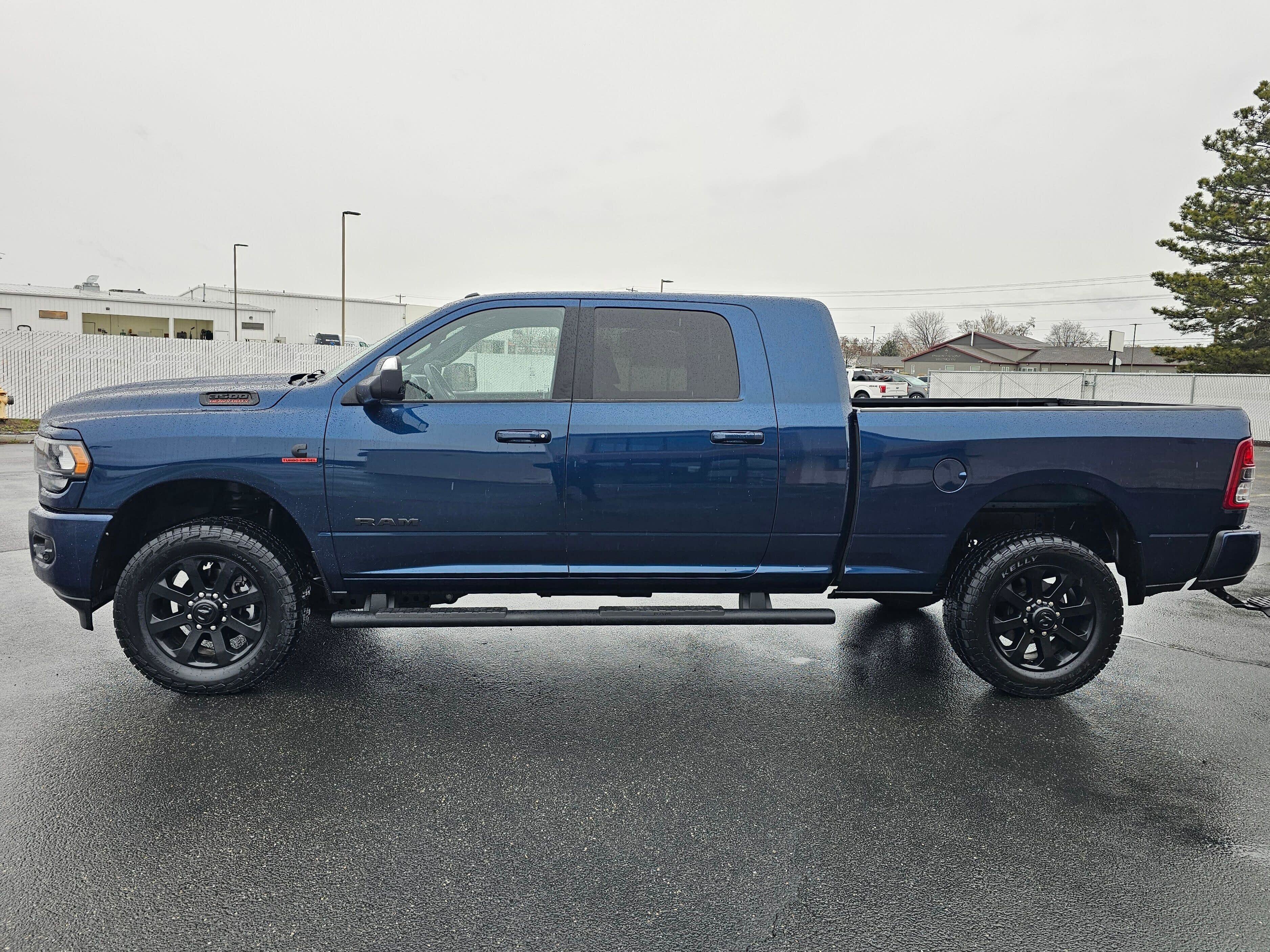 Used 2022 RAM 3500 Big Horn w/ Night Edition image 3