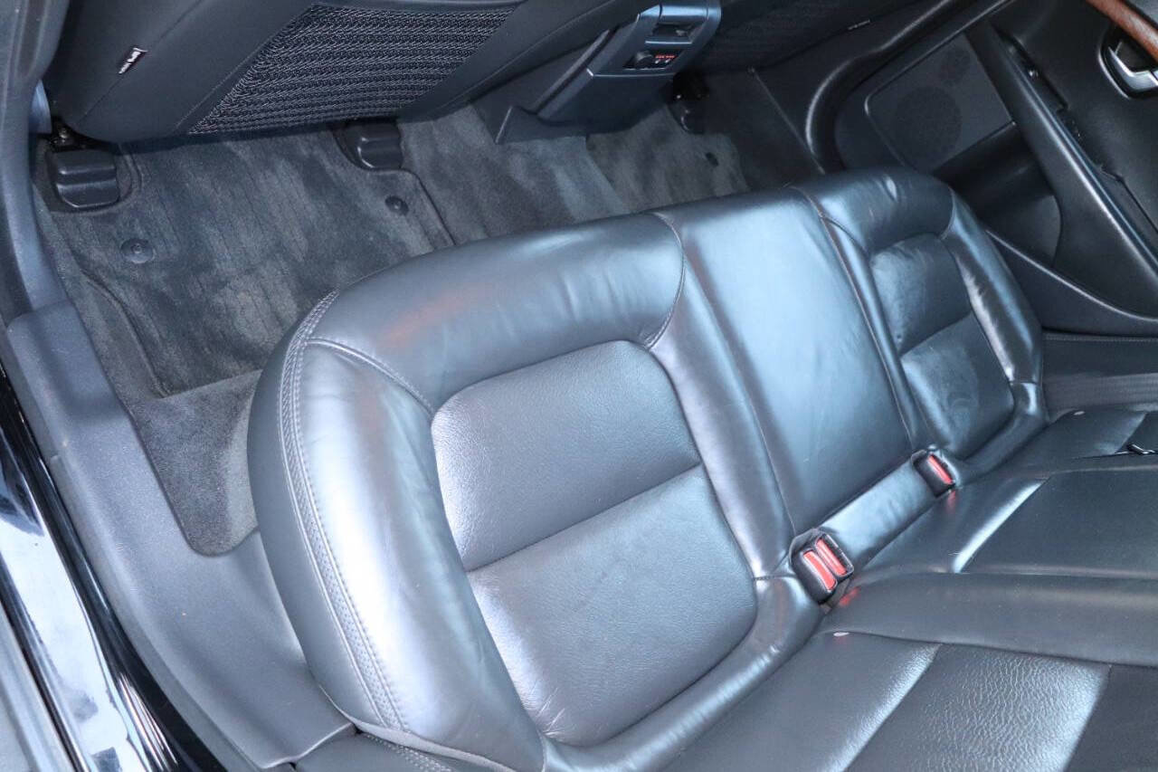 Used 2010 Volvo XC70 3.2 image 53