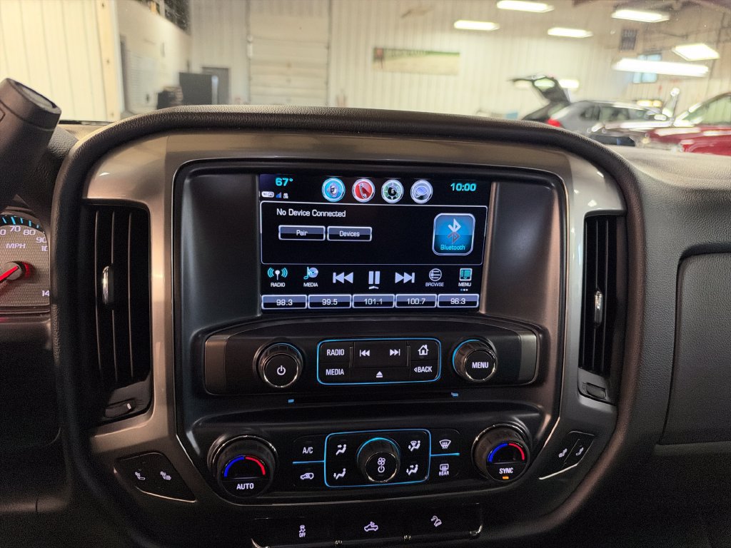Used 2017 Chevrolet Silverado 1500 LT w/ All Star Edition AWD/4WD image 19