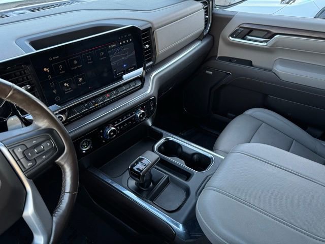 Used 2023 GMC Sierra 1500 SLT image 17