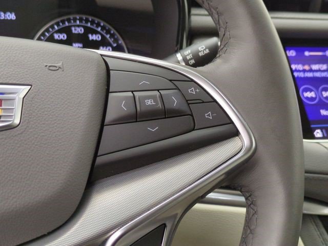 Certified 2024 Cadillac XT5 Premium Luxury w/ LPO, Floor Liner Package AWD/4WD image 11