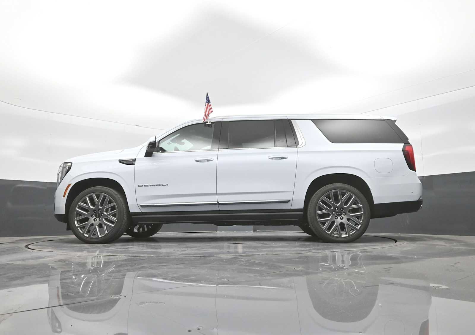 New 2026 GMC Yukon XL Denali Ultimate AWD/4WD image 46