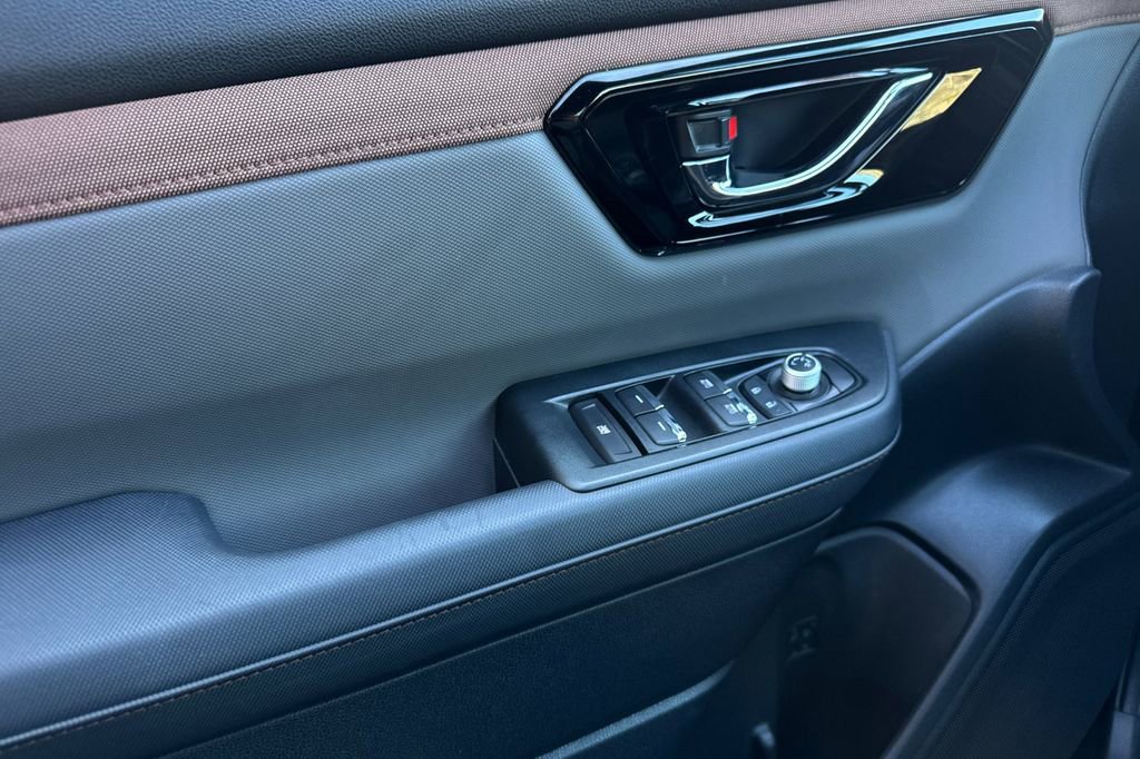 Used 2025 Subaru Forester Sport w/ Popular Package #2 image 11