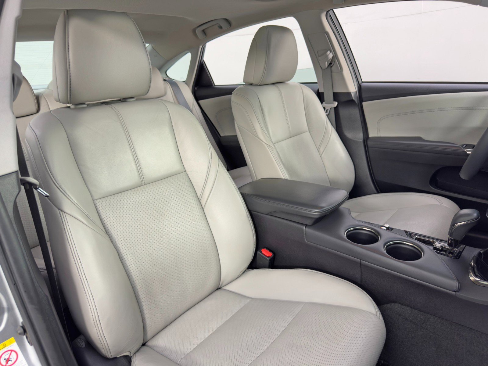 Used 2016 Toyota Avalon Limited w/ Toyota Safety Sense Package image 35