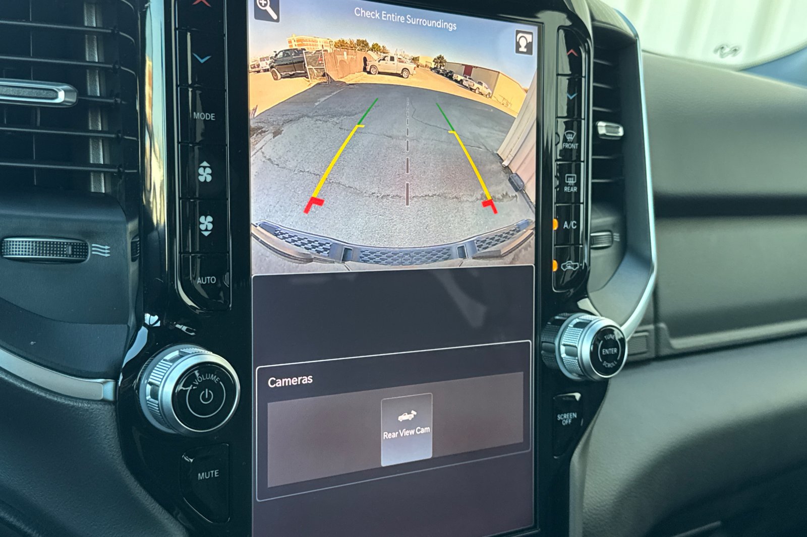 New 2027 RAM 1500 4x4 Crew Cab image 18