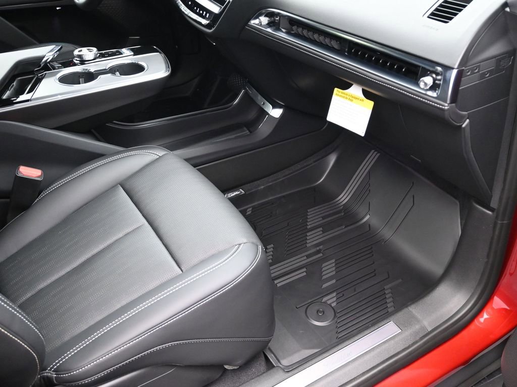 New 2026 Cadillac Lyriq Luxury image 25