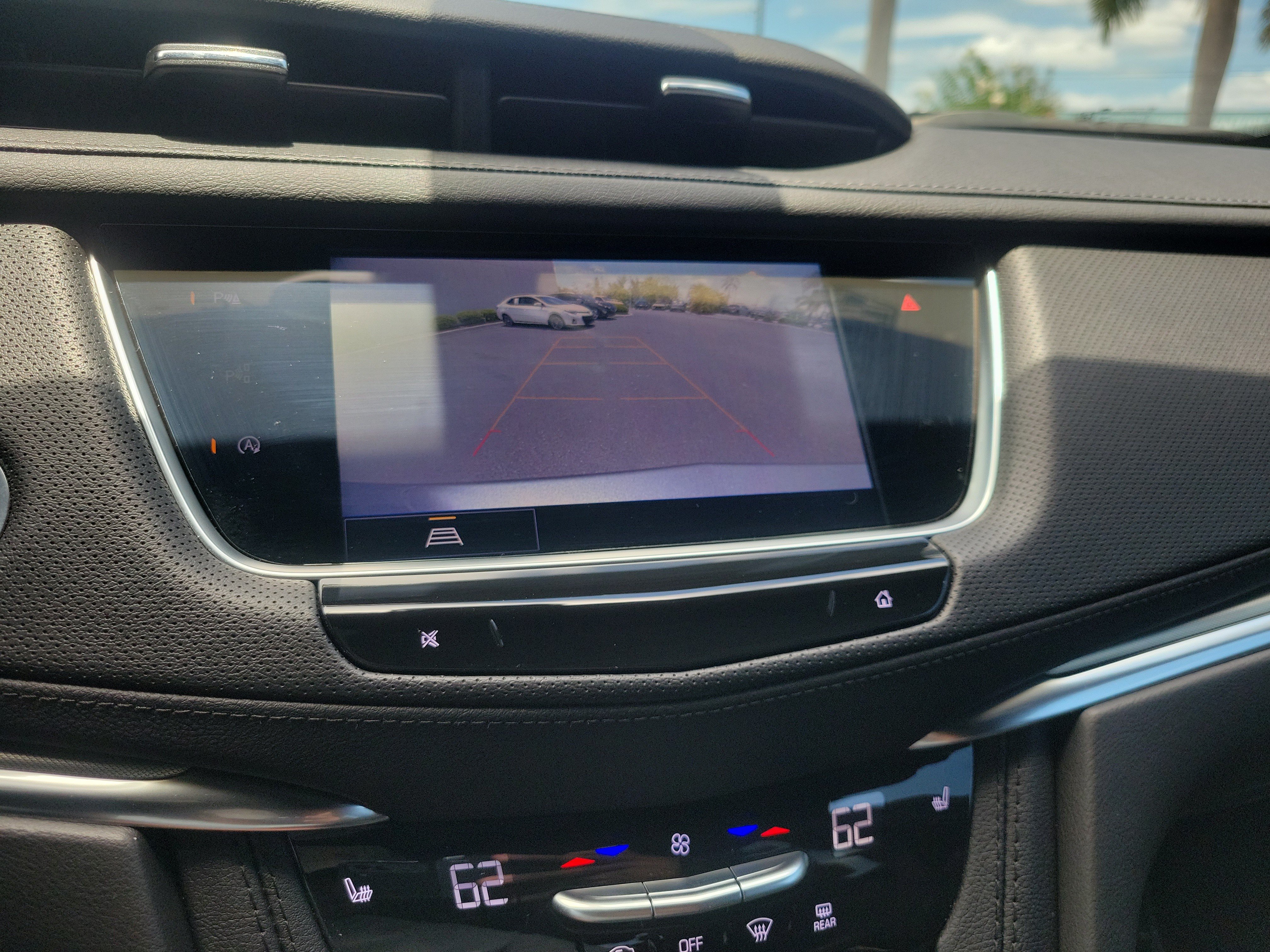Certified 2024 Cadillac XT5 Luxury w/ LPO, Floor Liner Package FWD image 22