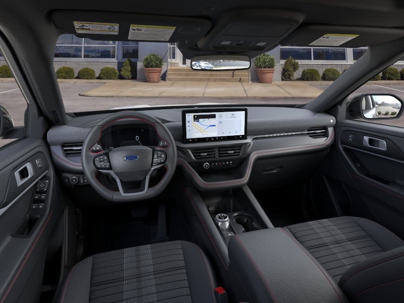 New 2026 Ford Explorer ST-Line w/ ST-Line Street Pack AWD/4WD image 9