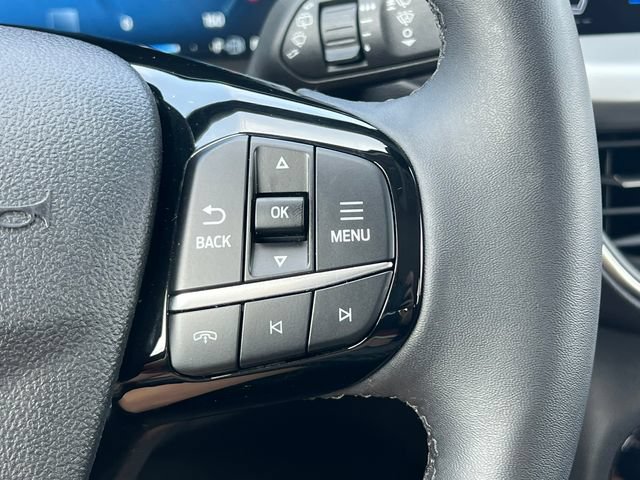Used 2023 Ford Escape Platinum w/ Premium Technology Package AWD/4WD image 22