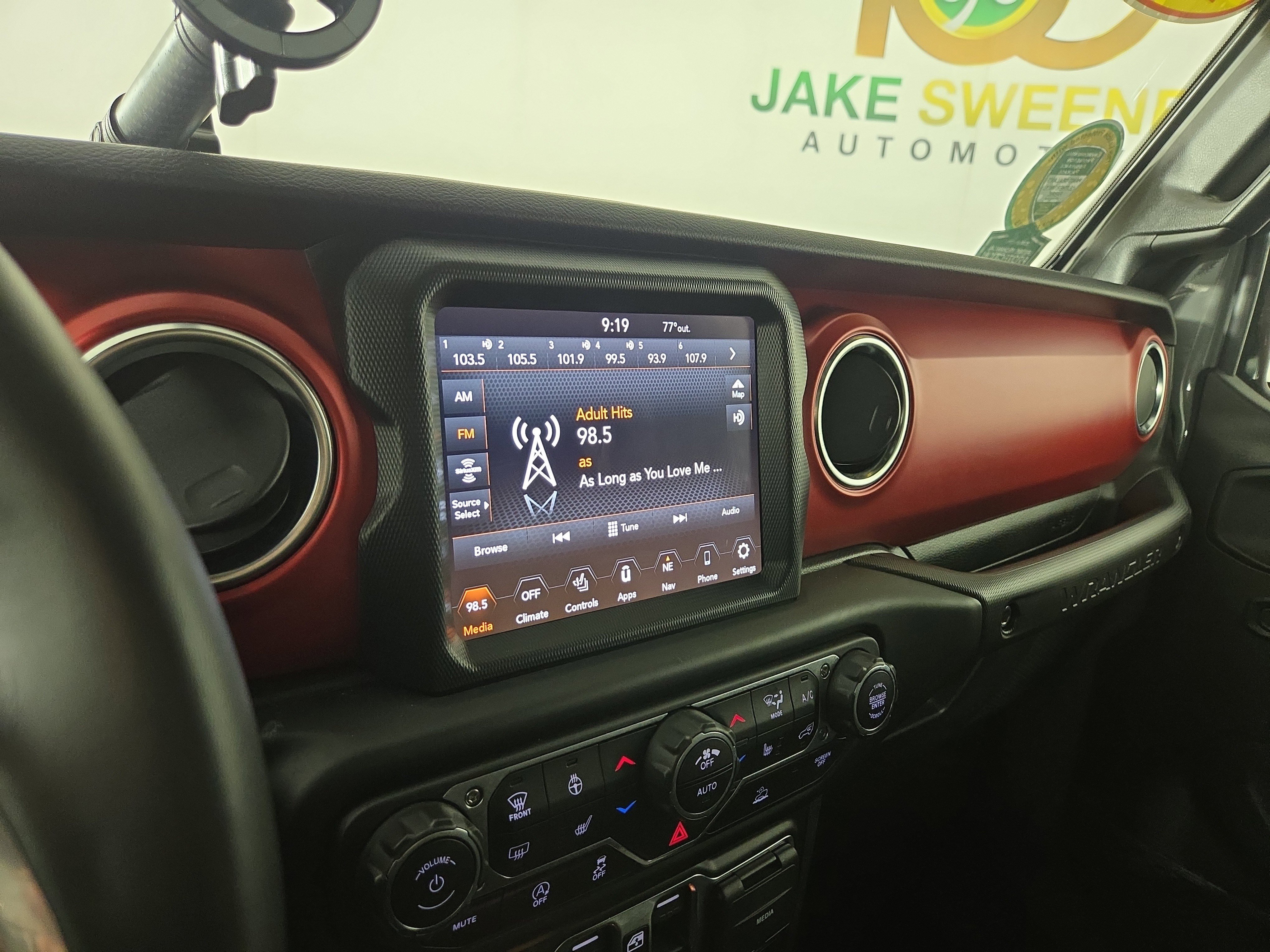 Used 2022 Jeep Wrangler Unlimited Rubicon w/ LED Lighting Group image 19