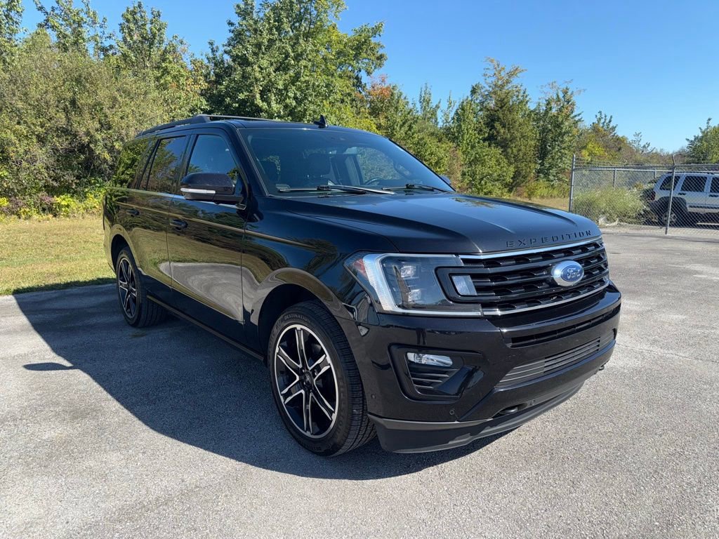 Used 2021 Ford Expedition Limited image 7