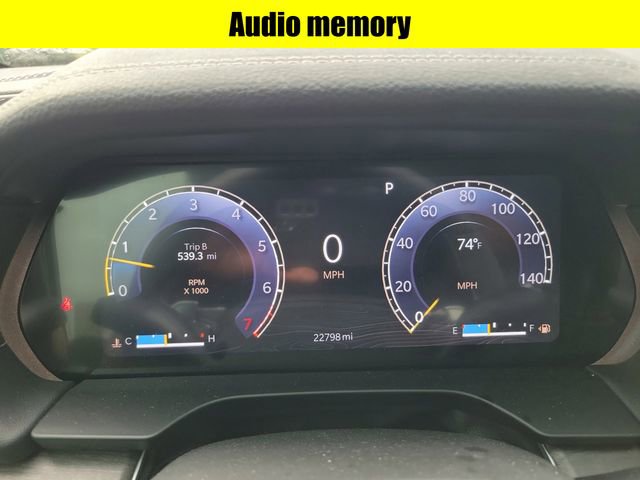Used 2023 Jeep Grand Cherokee Limited AWD/4WD image 13