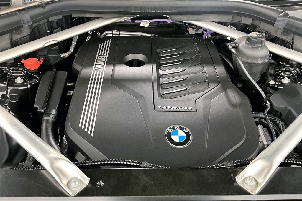 Used 2023 BMW X5 xDrive40i w/ Premium Package image 9