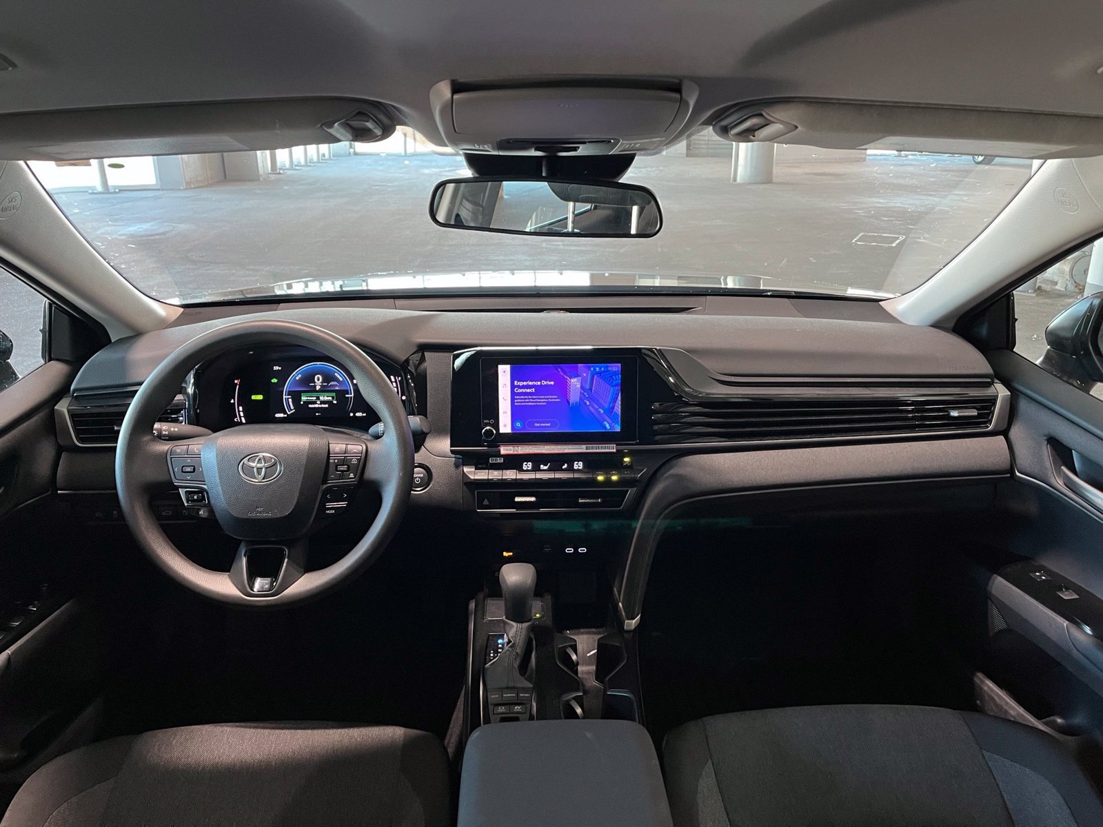 Used 2026 Toyota Camry LE FWD image 40