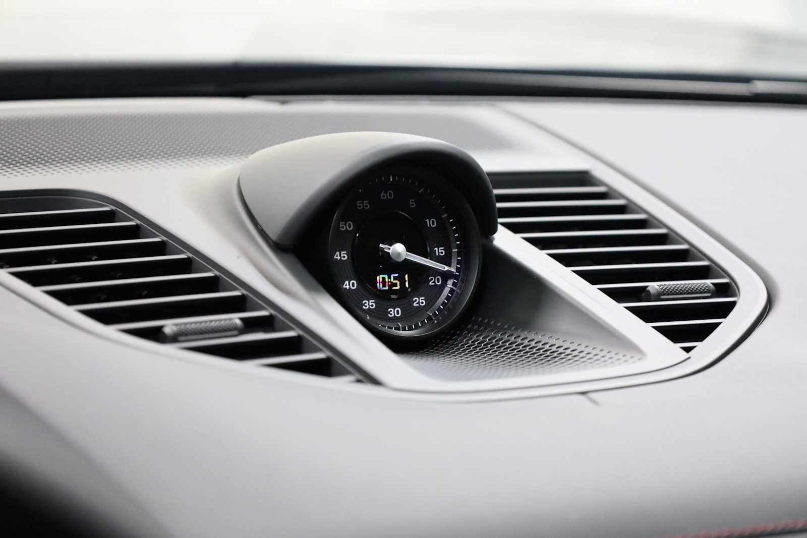 New 2025 Porsche Panamera 4 image 18