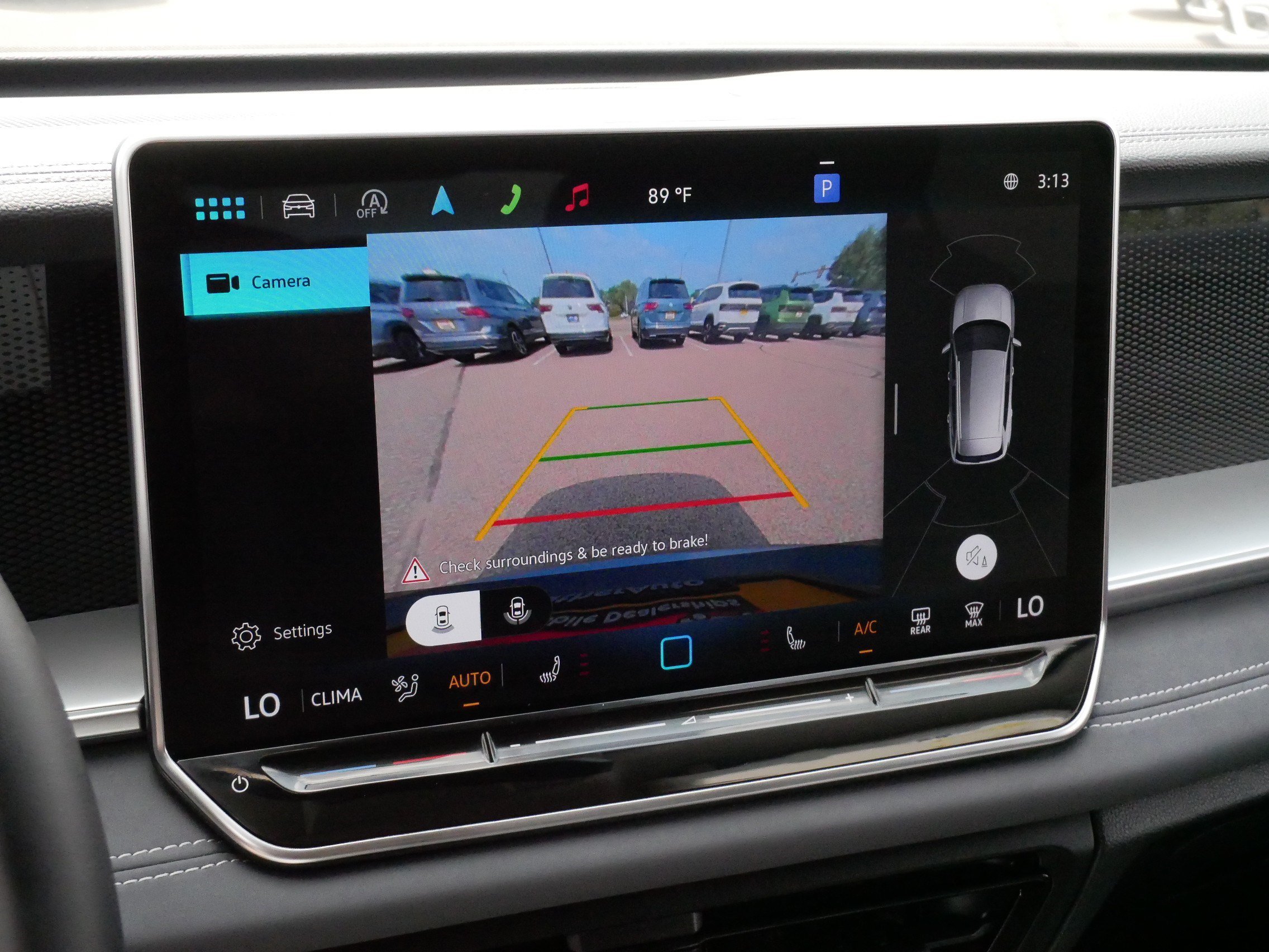 Certified 2025 Volkswagen Tiguan SE AWD/4WD image 29