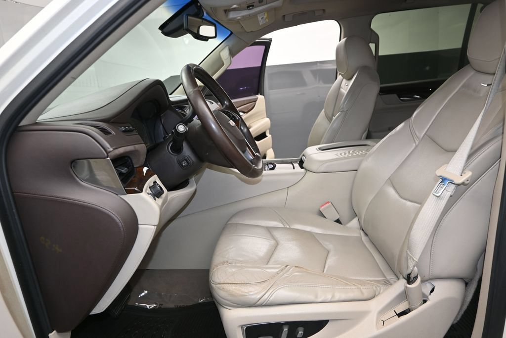 Used 2015 Cadillac Escalade Premium RWD image 21