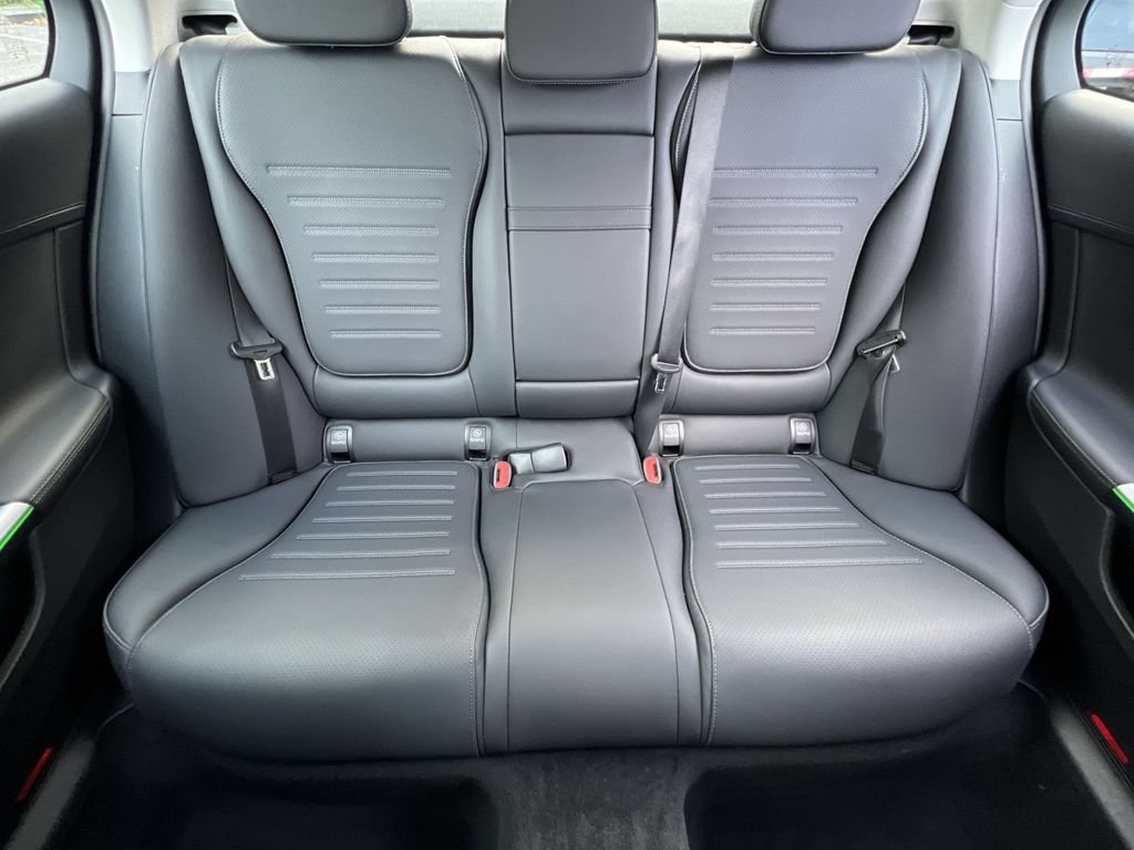 Certified 2026 Mercedes-Benz C 300 4MATIC Sedan image 15