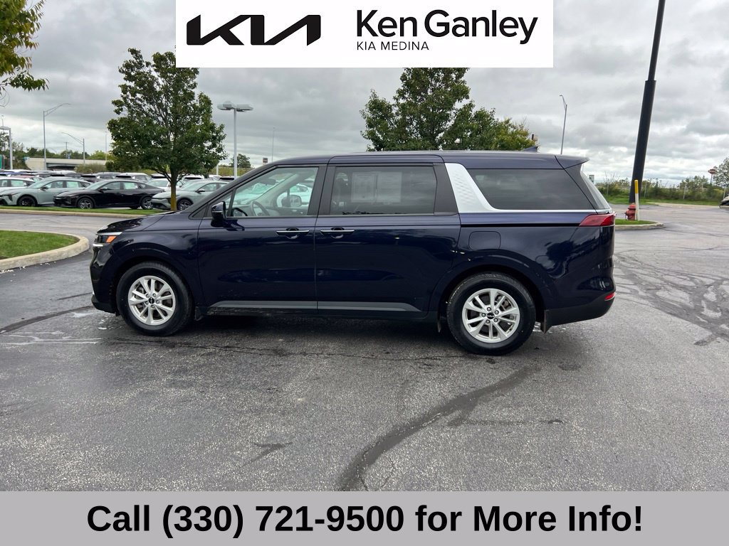 Certified 2024 Kia Carnival LX FWD image 16