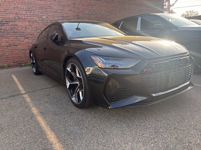 Used 2024 Audi RS 7 Performance image 10