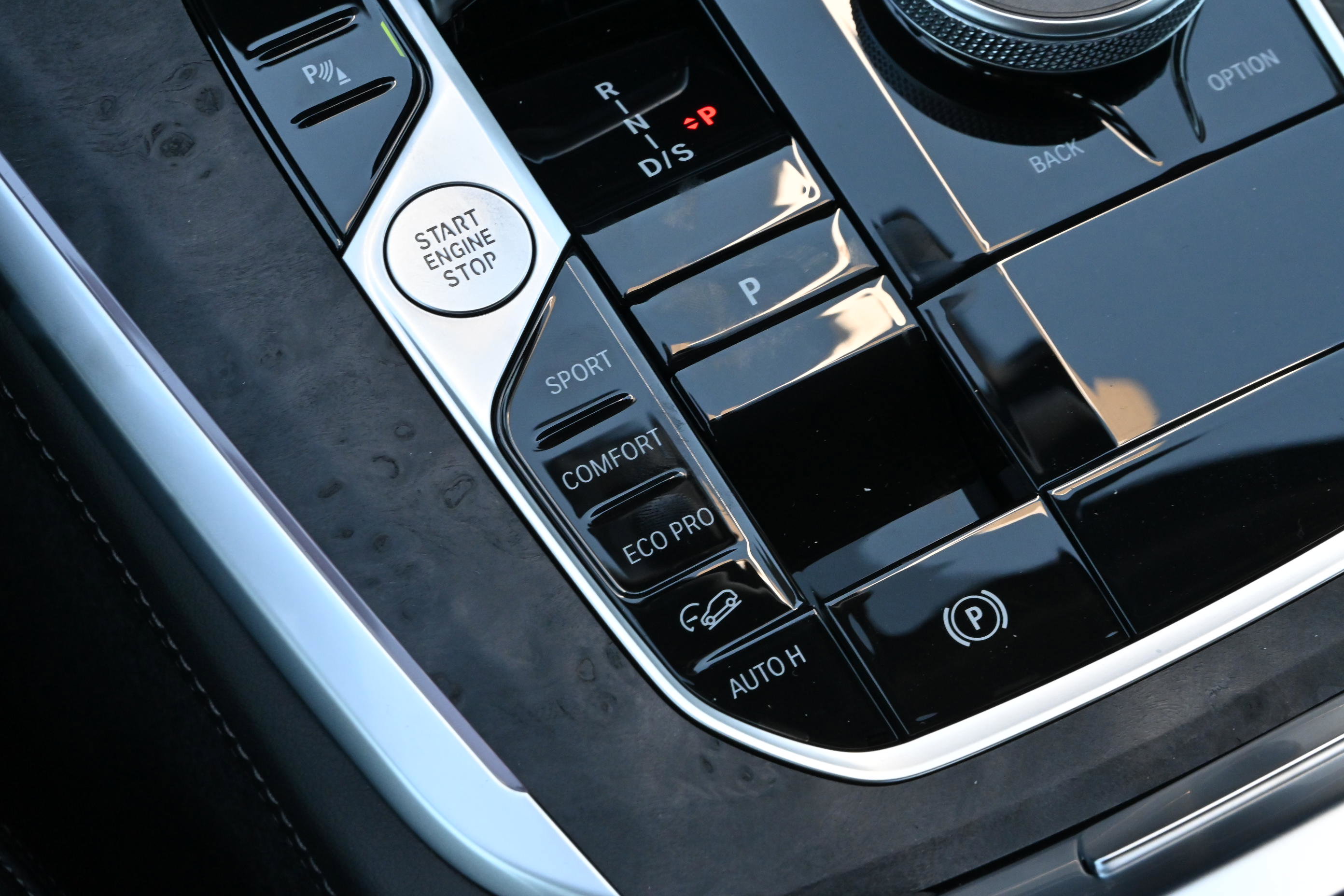 New 2026 BMW X5 xDrive40i AWD/4WD image 16