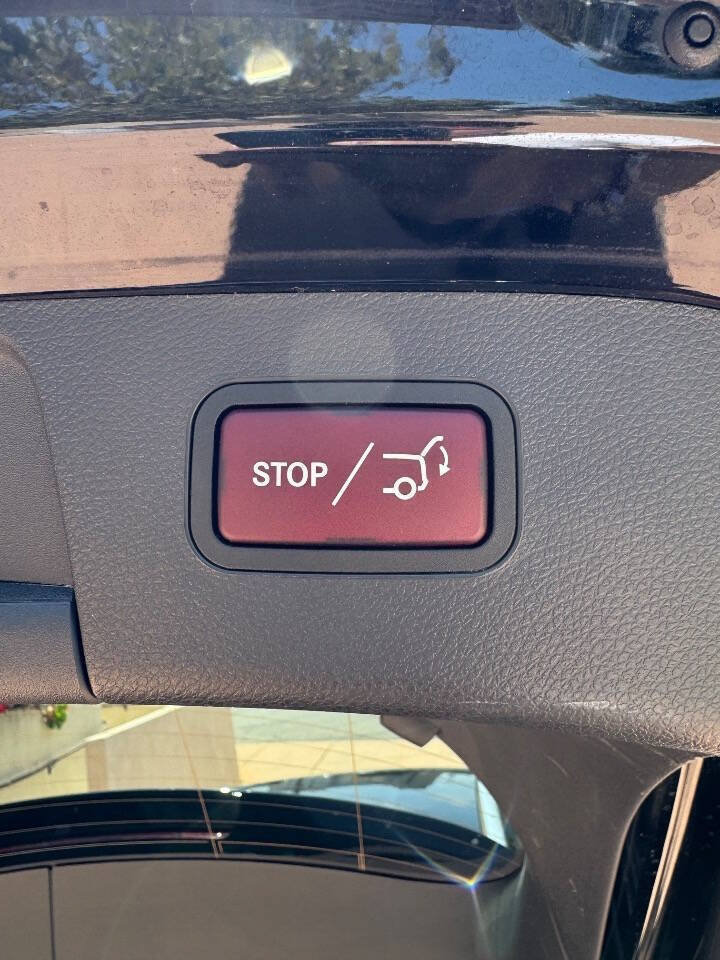 Used 2019 Mercedes-Benz GLA 250 4MATIC image 21