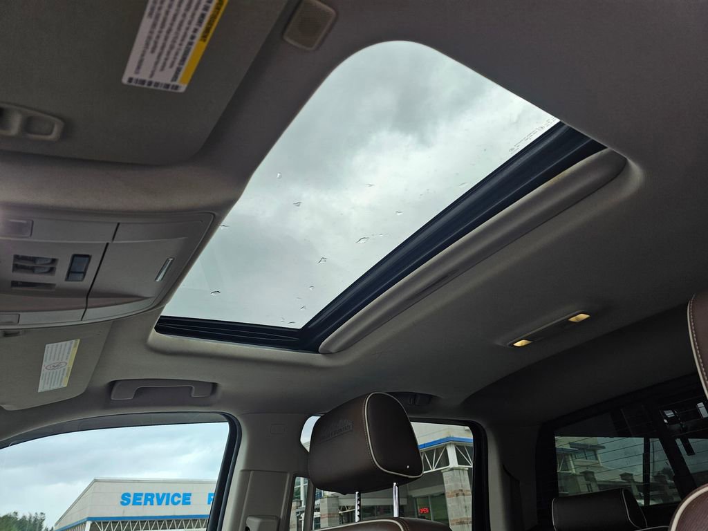 Used 2019 Chevrolet Silverado 3500 High Country w/ Duramax Plus Package AWD/4WD image 23